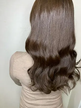 ロング カラー パーマ ヘアアレンジ メンズ キッズ ネイル マツエク・マツパ オリーブカラー 特化　　kaiのヘアスタイル