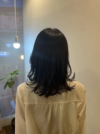 ミディアム anon所属・田中 結月のヘアスタイル