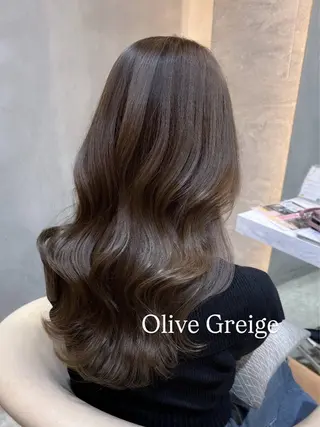 ロング カラー Londespoir所属・川畑 あやかのヘアスタイル