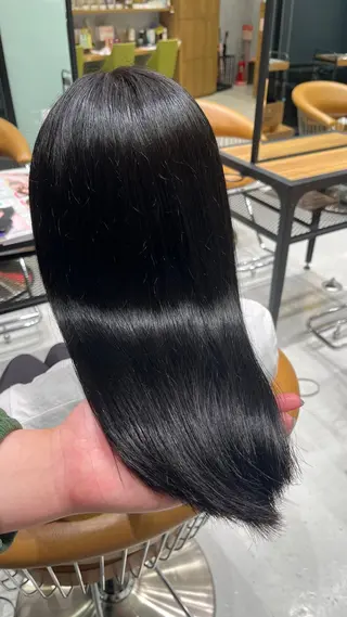 カラー 盛れる顔周り/髪質 改善/ふみか🩰🤍のヘアスタイル