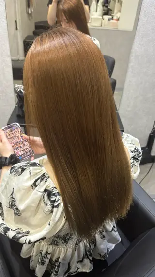 ロング 乾 友梨香のヘアスタイル