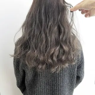 ミディアム カラー ネイル パーマ マツエク・マツパ ヘアアレンジ iplus✴ まつげ、眉毛、耳つぼのマツエク・マツパデザイン