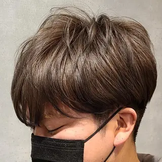 ショート 西田 理沙のヘアスタイル