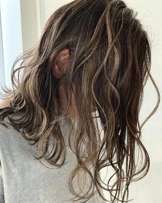 セミロング カラー ヘアアレンジ 髪質改善land千葉所属・阿部 圭悟のヘアスタイル