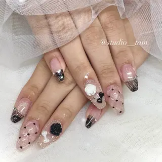 ネイル studio tam 髙橋彩夏のネイルデザイン