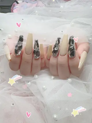 ネイル ナガサワ ミカのネイルデザイン