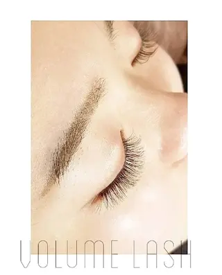 マツエク・マツパ U_la所属・U_la [ウーラ] 片岡の眉毛・アイブロウイメージ