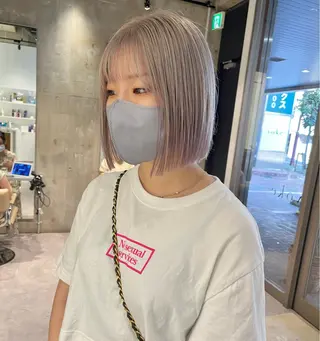 ミディアム カラー iLi所属・iLi 《イリ》のヘアスタイル