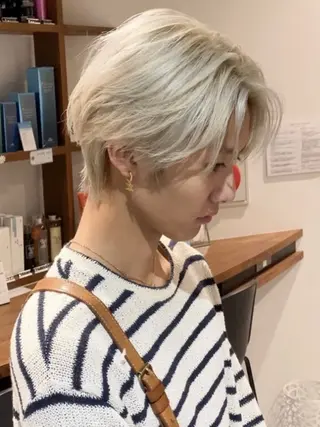 メンズ 透明感ブリーチ/ メンズパーマのヘアスタイル