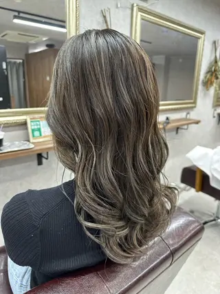 ロング カラー Lien 深井店のヘアスタイル
