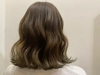 ミディアム カラー パーマ ヘアアレンジ メンズ キッズ ネイル マツエク・マツパ アイブロウ 🤍韓国風/艶髪🤍 鳥越美羽のヘアスタイル