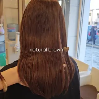 セミロング カラー ナチュラル暖色カラー 🤎 佐藤栞のヘアスタイル