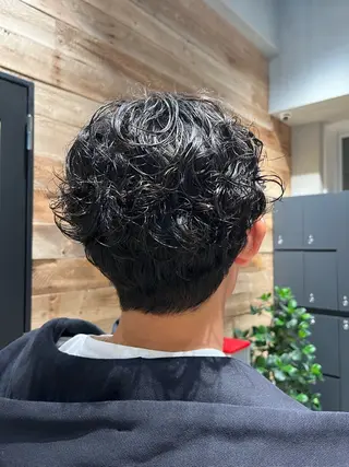 パーマ メンズ 志賀 楓のヘアスタイル