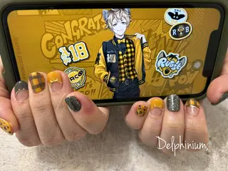 ネイル 岡本 友恵のネイルデザイン