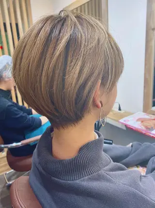 ショート カラー 🌈ショート/レイヤ ーカット/中村崇宏のヘアスタイル
