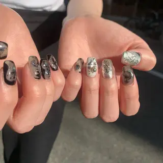 ネイル kana/モード ・グランジ໒꒱のネイルデザイン