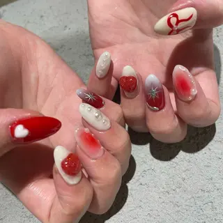 セミロング m kaori𓃟のネイルデザイン