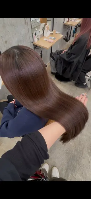 ロング カラー ダメージレス艶カラー MISAKI🦋のヘアスタイル