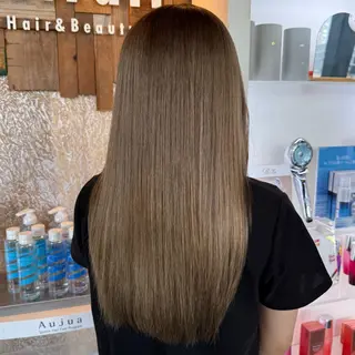 ロング 𝐢𝐫𝐢𝐚 🎀/うる艶カラーのヘアスタイル