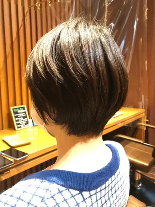 ショート 高山🐬髪質改善 池袋で縮毛矯正のヘアスタイル