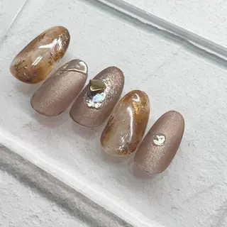 ミディアム Lety total beautyのネイルデザイン