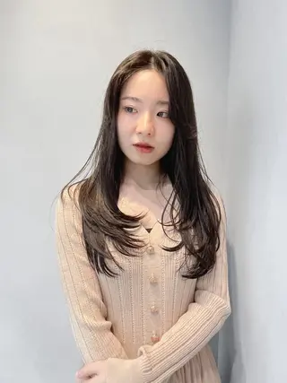 ロング 山口生真 ✂︎小顔矯正カットのヘアスタイル