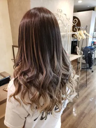 ロング ヘアアレンジ MagicMush ✴︎シールエクステのヘアスタイル