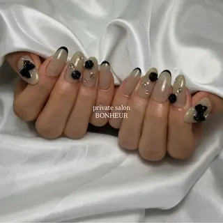 ネイル BONHEUR Annaのネイルデザイン