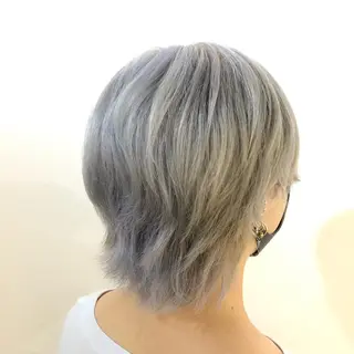 ショート カラー 外ハネボブ♡ YUIのヘアスタイル