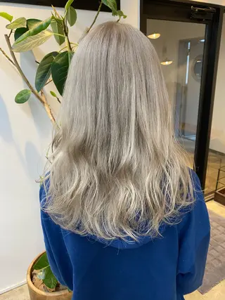 カラー 🌼ハイライト透明感 🌼maiのヘアスタイル