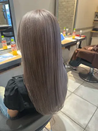 カラー 福井 美夢のヘアスタイル