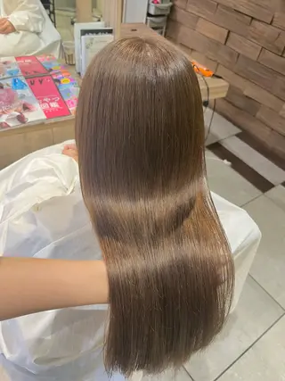 ロング カラー 川越 輝梨奈のヘアスタイル