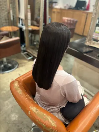 ロング カラー 髪質改善カラー ベージュ🤎YUMEのヘアスタイル