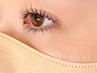 マツエク・マツパ eyesalon flanerのマツエク・マツパデザイン
