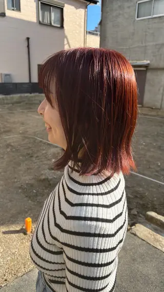 ショート カラー くりあき むつみのヘアスタイル