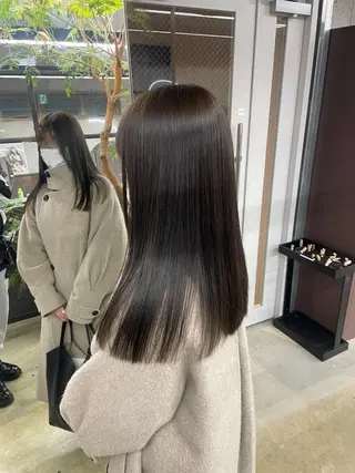 ロング カラー 鈴木瑛里／ブロンド ベージュ／男女のヘアスタイル