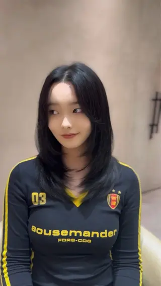 セミロング 韓国ヘア/ベージュ カラー/髪質改善/涼のヘアスタイル