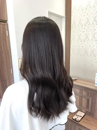 ロング カラー ナカタケ ユウのヘアスタイル