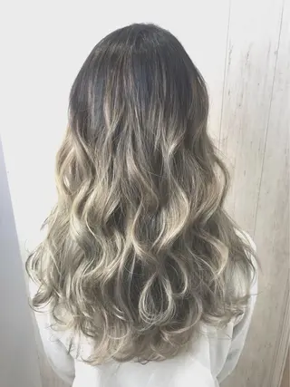 ロング カラー 🎊ルービック 京橋店💛のヘアスタイル