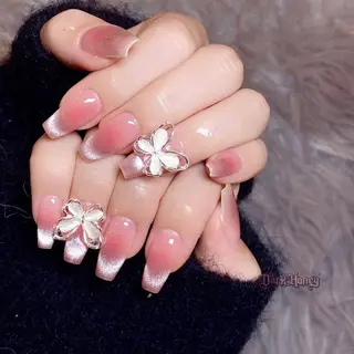 ネイル Dark Honey Susuのネイルデザイン