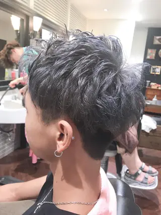 ショート カラー メンズ アザマ　ヤスカツ _rosso 川口のヘアスタイル