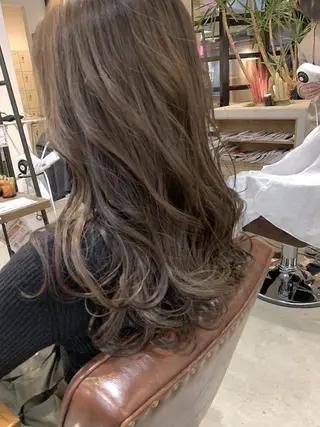 セミロング カラー パーマ ヘアアレンジ メンズ キッズ ネイル マツエク・マツパ 中津No.1髪質改善 店長✨透ける暗髪のヘアスタイル