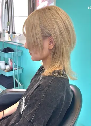 ショート Misaki/ レイヤー/ウルフのヘアスタイル
