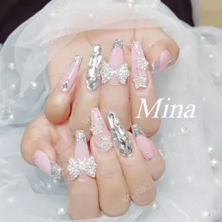 ネイル 🌷 Mooning 🌷のネイルデザイン