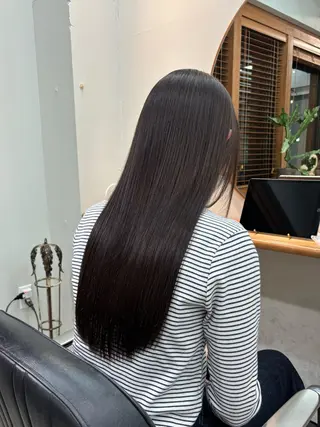 カラー aiko【艶カラー ・ミニモ年内で終了】のヘアスタイル