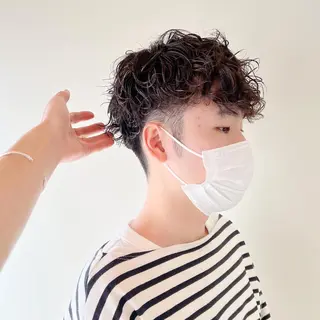 ショート パーマ メンズ スパイキーショート/ メンズヘア/hugeのヘアスタイル