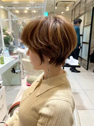 ショート 横山 直輝のヘアスタイル