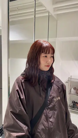 ミディアム カラー unbirthday hiyoriのヘアスタイル