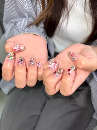 ネイル hair＆nailsalon nini所属・中家 亜紗子のネイルデザイン