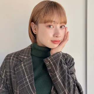 ショート あやめ【顔まわり/レ イヤー/柔らかカラ】のヘアスタイル